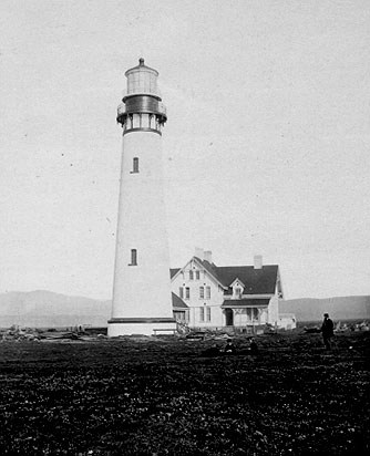California / Point Arena lighthouse
Photo from [url=http://www.uscg.mil/history/weblightships/LightshipIndex.asp]US Coast Guard site[/url]
Keywords: United States;Pacific ocean;Historic;California