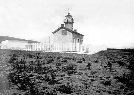 California / Santa Barbara lighthouse (1)
Photo from [url=http://www.uscg.mil/history/weblightships/LightshipIndex.asp]US Coast Guard site[/url]
Keywords: United States;Pacific ocean;Historic;California;Santa Barbara