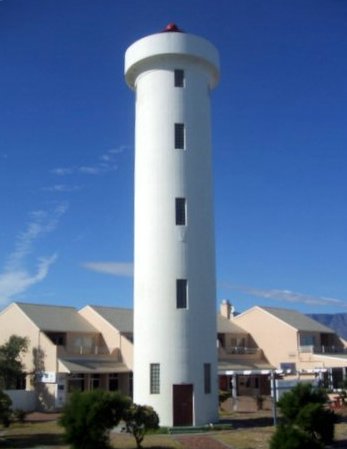 Milnerton lighthouse
Source: [url=http://lighthouses-of-sa.blogspot.ru/]Lighthouses of S Africa[/url]
Keywords: Cape Town;South Africa;Atlantic ocean