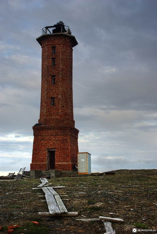 Kara sea / Mys Yarossel lighthouse
Authors of the photo: [url=http://sevprostor.ru/]Peter and Nataliya Bogorodskie, Sevprostor.ru[/url]
Keywords: Kara sea;Russia;Nenetsia