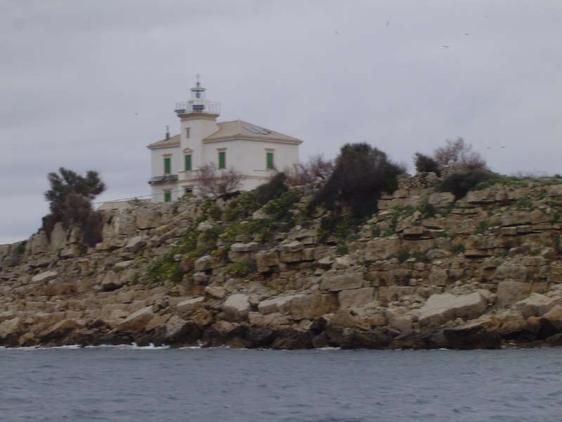 Otocic Plocica Lighthouse
Author of the photo: [url=http://forum.shipspotting.com/index.php?action=profile;u=8609]Bartul Silic[/url]
[url=http://www.ikorcula.net/galerija/main.php?g2_itemId=1708]Original photo[/url]
Keywords: Croatia;Adriatic sea