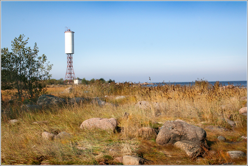 Vyborgskiy Zaliv Range Rear lighthouse
AKA Severnyy Berezovyy, Alvatiniemi
Author of the photo: [url=http://fotki.yandex.ru/users/sommers/]Alexey Solovev[/url]
Keywords: Gulf of Finland;Russia;Primorsk