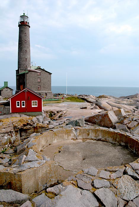 Hanko / Bengtskär lighthouse
Author of the photo: Alex Goss, [url=http://www.nortfort.ru/]Northern Fortress[/url]
Keywords: Hanko;Baltic sea;Gulf of Finland;Finland;Bengtskar;Vessel Traffic Service