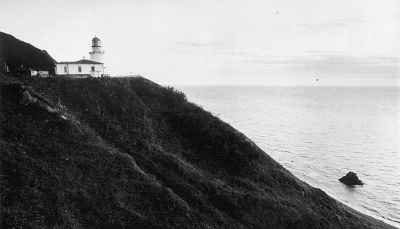 Sakhalin / Cape Zhonkier lighthouse  - historic photo
Mys Zhonkier 
Source: [url=http://www.sakhalin.ru/Region/lighthouses/ZhonkNew.htm]Sakhalin.ru[/url]
Keywords: Strait of Tartary;Sakhalin;Russia;Far East;Historic