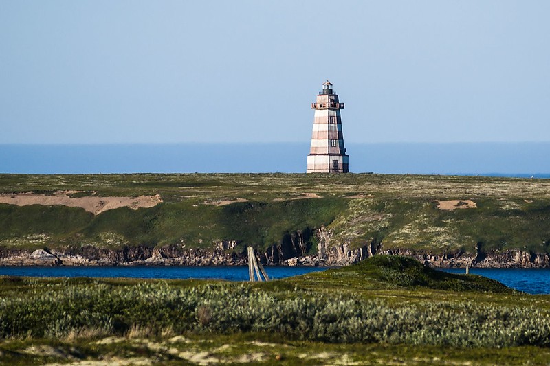 White sea / Veshnyak island lighthouse
Author of the photo: [url=http://fotki.yandex.ru/users/alexey-vukolov/]Alexey Vukolov[/url]
Keywords: Kola Peninsula;White sea;Russia