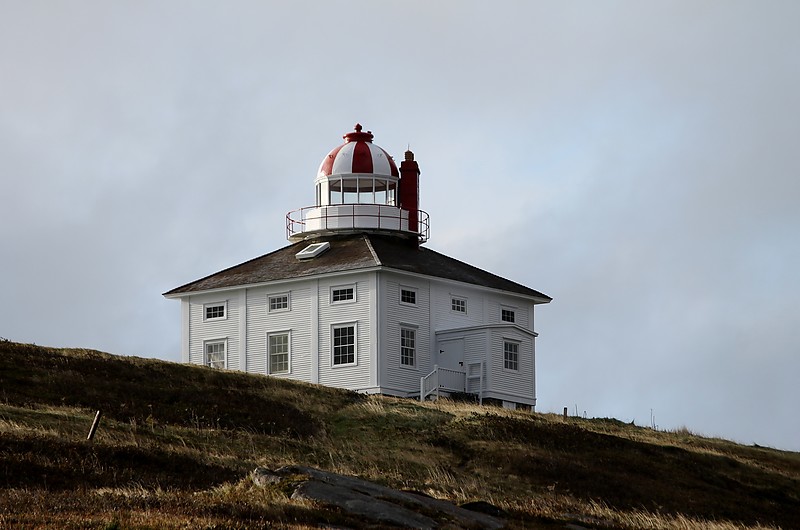 Newfoundland / Cape Spear Lighthouse (old)
Author of the photo: [url=https://www.flickr.com/photos/bobindrums/]Robert English[/url]
Keywords: Newfoundland;Saint Johns;Atlantic ocean;Canada