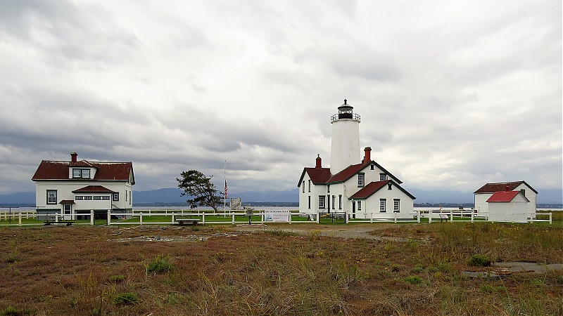 Washington / New Dungeness lighthouse
Author of the photo: [url=https://www.flickr.com/photos/larrymyhre/]Larry Myhre[/url]

Keywords: Strait of Juan de Fuca;Washington;United States