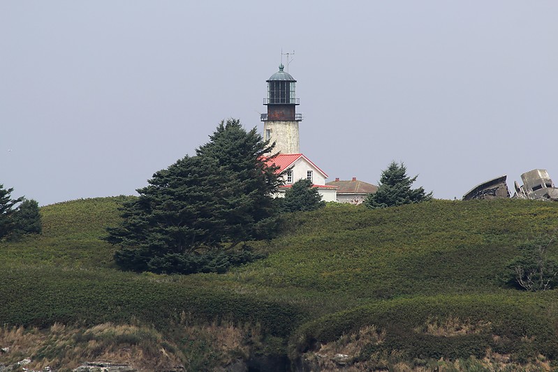 Washington / Cape Flattery lighthouse
Author of the photo: [url=http://www.flickr.com/photos/21953562@N07/]C. Hanchey[/url]
Keywords: Pacific ocean;Strait of Juan de Fuca;Washington;United States