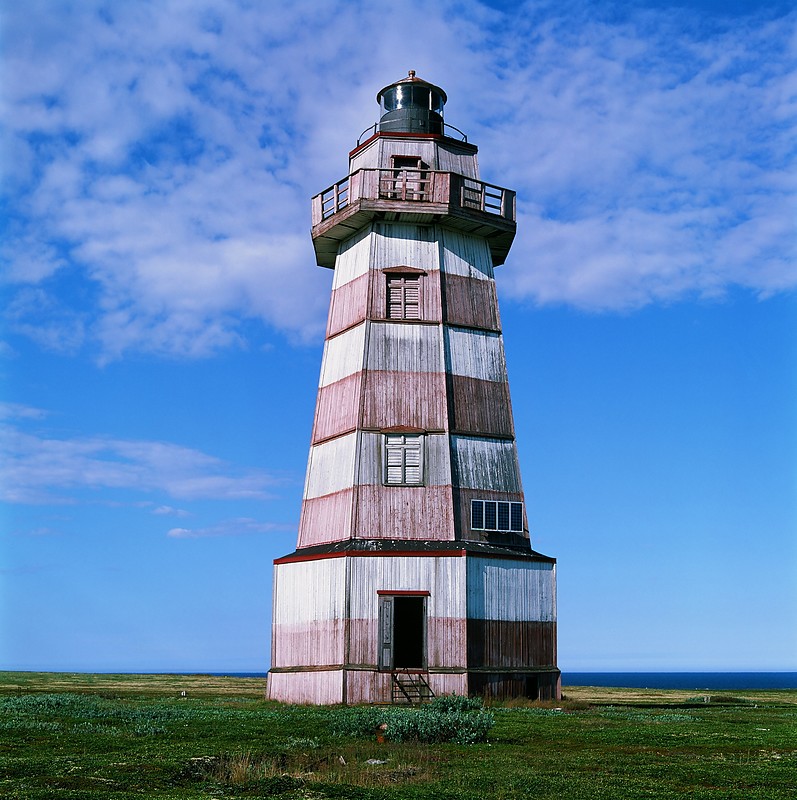 White sea / Veshnyak island lighthouse
Author of the photo: [url=https://www.flickr.com/photos/matseevskii/]Yuri Matseevskii[/url]

Keywords: Kola Peninsula;White sea;Russia