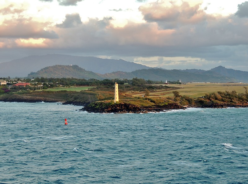 Hawaii / Kauai island / Nawiliwili Harbor Lighthouse
AKA Ninini Point Lighthouse 
Author of the photo: [url=https://www.flickr.com/photos/bobindrums/]Robert English[/url]
Keywords: Hawaii;Pacific ocean;Kauai;United States