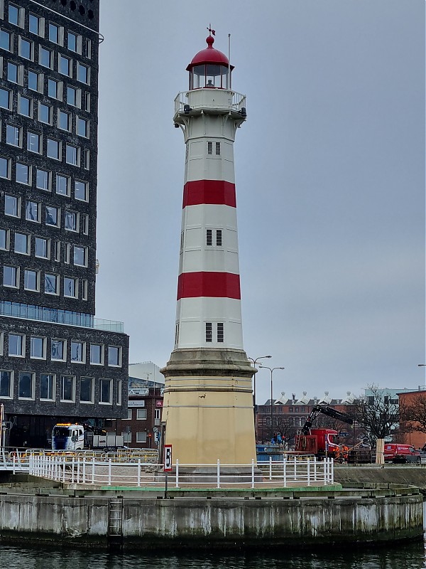Oresund / Malmö lighthouse
Keywords: Oresund;Malmo;Sweden