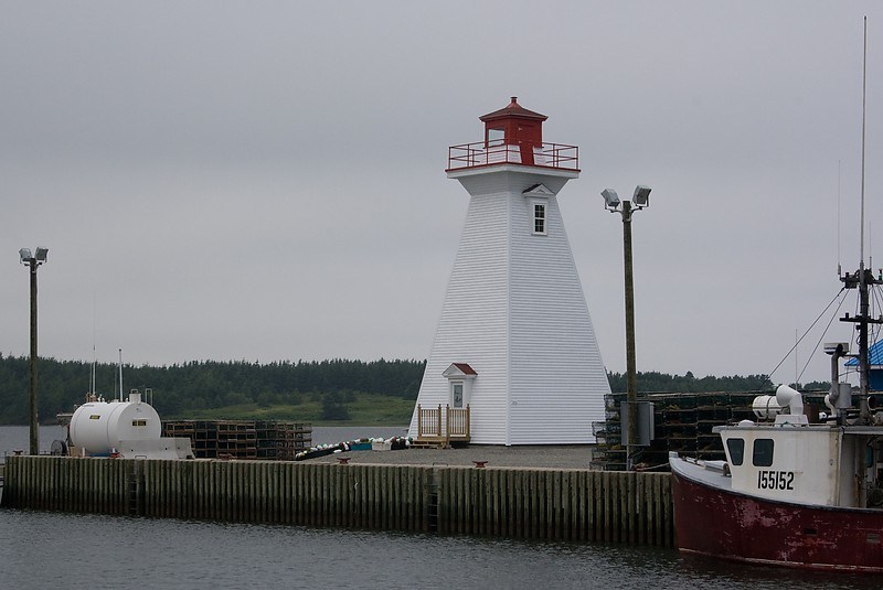 Nova Scotia / Mabou Harbor Lighthouse
Photo source:[url=http://lighthousesrus.org/index.htm]www.lighthousesRus.org[/url]
Keywords: Nova Scotia;Canada;Gulf of Saint Lawrence