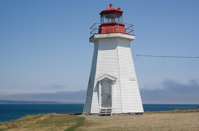 Nova Scotia / Gabarus Lighthouse
Photo source:[url=http://lighthousesrus.org/index.htm]www.lighthousesRus.org[/url]
Keywords: Nova Scotia;Canada;Atlantic ocean
