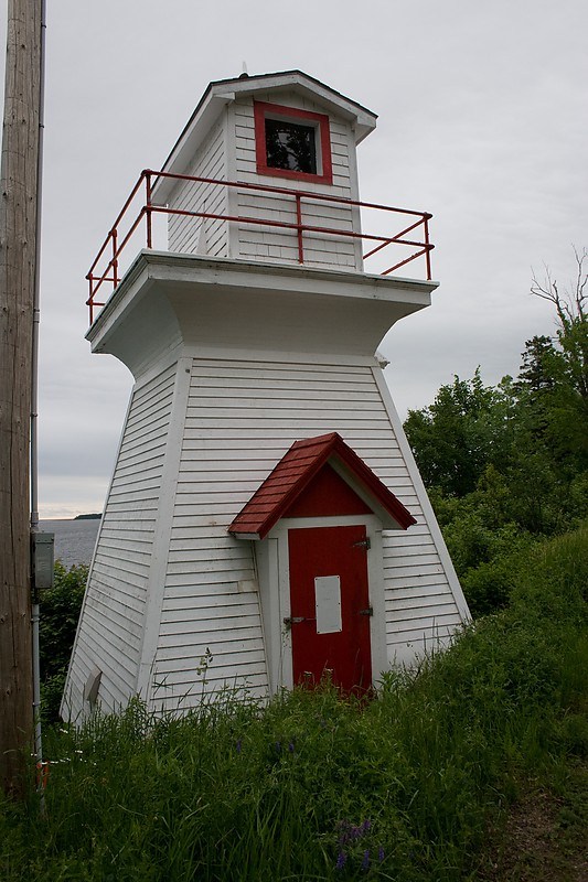 Nova Scotia / Wallace Harbour Lighthouse
Photo source:[url=http://lighthousesrus.org/index.htm]www.lighthousesRus.org[/url]
Keywords: Nova Scotia;Canada;Gulf of Saint Lawrence;Northumberland Strait