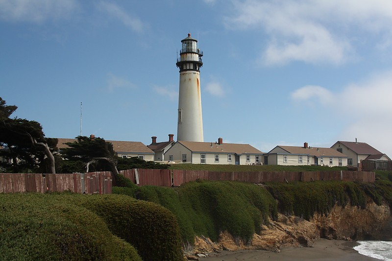 California / Pigeon point lighthouse
Author of the photo: [url=http://www.flickr.com/photos/21953562@N07/]C. Hanchey[/url]
Keywords: United States;Pacific ocean;California;San Francisco