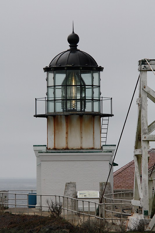 California / Point Bonita lighthouse
Author of the photo: [url=http://www.flickr.com/photos/21953562@N07/]C. Hanchey[/url]
Keywords: United States;Pacific ocean;California;San Francisco
