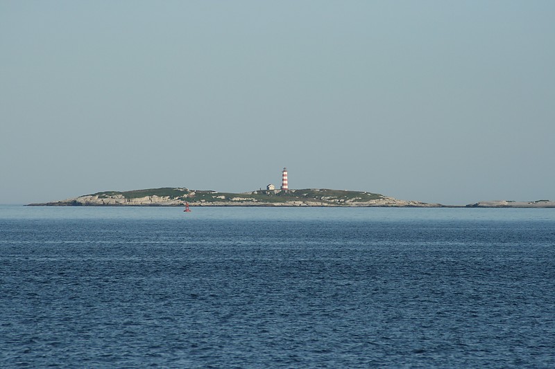 Nova Scotia / Sambro island lighthouse
Author of the photo: [url=http://www.flickr.com/photos/21953562@N07/]C. Hanchey[/url]
Keywords: Nova Scotia;Canada;Atlantic ocean
