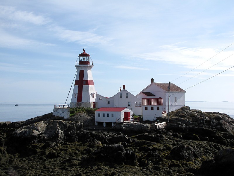 New Brunswick / East Quoddy Lighthouse
Author of the photo: [url=https://www.flickr.com/photos/bobindrums/]Robert English[/url]
Keywords: New Brunswick;Canada;Bay of Fundy