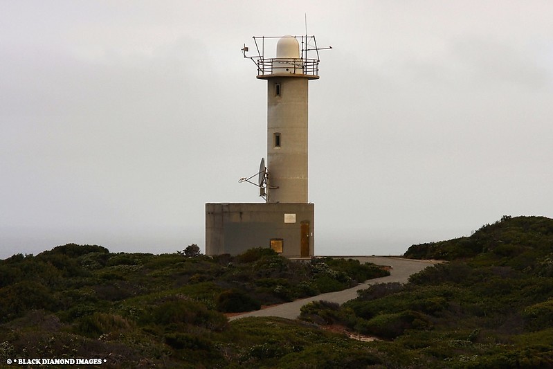 Cave Point lighthouse
Image courtesy - [url=http://blackdiamondimages.zenfolio.com/p136852243]Black Diamond Images[/url]
Published with permission
Keywords: Western Australia;Albany;Southern ocean;Australia