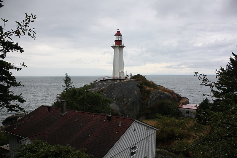 Vancouver / Point Atkinson lighthouse
Author of the photo: [url=http://www.flickr.com/photos/21953562@N07/]C. Hanchey[/url]
Keywords: Vancouver;British Columbia;Canada