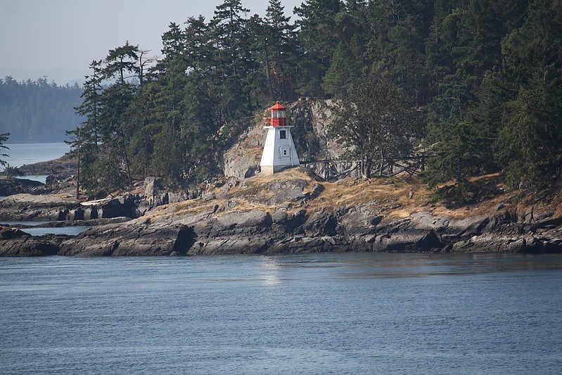 British Columbia / Portlock Point lighthouse
Author of the photo: [url=http://www.flickr.com/photos/21953562@N07/]C. Hanchey[/url]
Keywords: British Columbia;Canada;Prevost island
