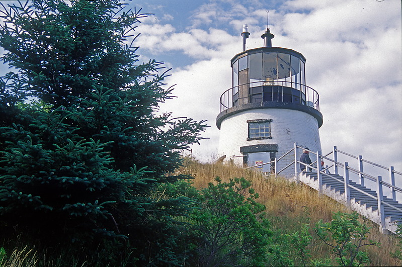 Maine / Owl's head lighthouse
Author of the photo: [url=http://www.flickr.com/photos/papa_charliegeorge/]Charlie Kellogg[/url]
Keywords: Maine;Rockland;Atlantic ocean;United States