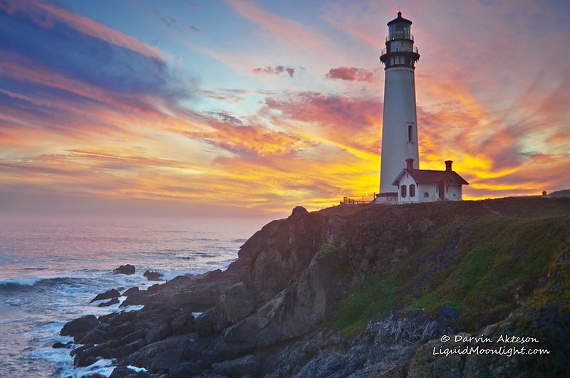 California / Pigeon point lighthouse
Author of the photo: [url=http://YosemiteLandscapes.com]Darvin Atkeson[/url]
Keywords: United States;Pacific ocean;California;San Francisco;Sunset