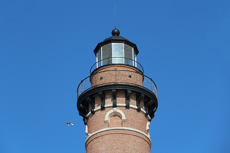 Michigan / Little Sable Point lighthouse - lantern
Author of the photo: [url=http://www.flickr.com/photos/21953562@N07/]C. Hanchey[/url]
Keywords: Michigan;Lake Michigan;United States;Lantern