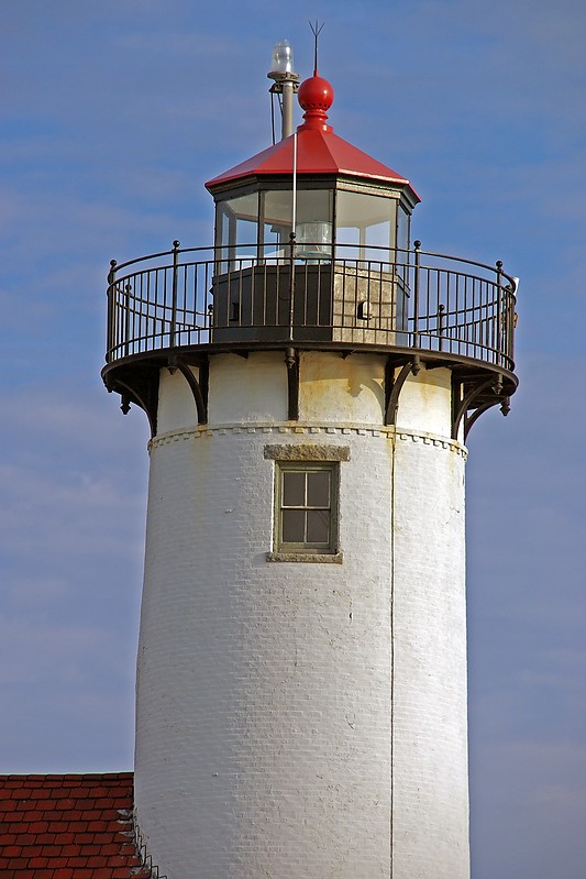 Massachusetts / Eastern Point lighthouse - lantern
Author of the photo: [url=http://www.flickr.com/photos/papa_charliegeorge/]Charlie Kellogg[/url]
Keywords: Gloucester;Massachusetts;United States;Atlantic ocean;Lantern