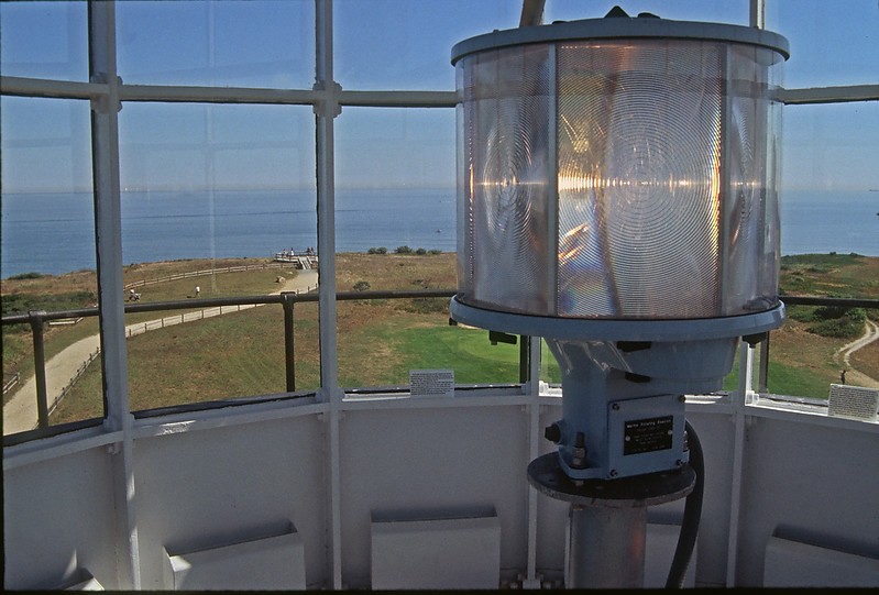 Massachusetts / Cape Cod / Highland lighthouse - lamp
Author of the photo: [url=http://www.flickr.com/photos/papa_charliegeorge/]Charlie Kellogg[/url]
Keywords: Massachusetts;United States;Cape Cod;Atlantic ocean;Lamp