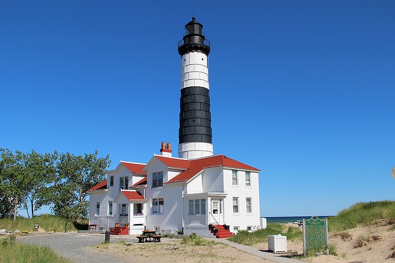 Michigan / Big Sable Point lighthouse
Author of the photo: [url=http://www.flickr.com/photos/21953562@N07/]C. Hanchey[/url]
Keywords: Michigan;Lake Michigan;United States