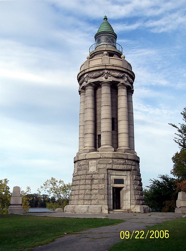 New York / Champlain Memorial (Crown Point) lighthouse
Author of the photo: [url=https://www.flickr.com/photos/bobindrums/]Robert English[/url]

Keywords: United States;New York;Lake Champlain