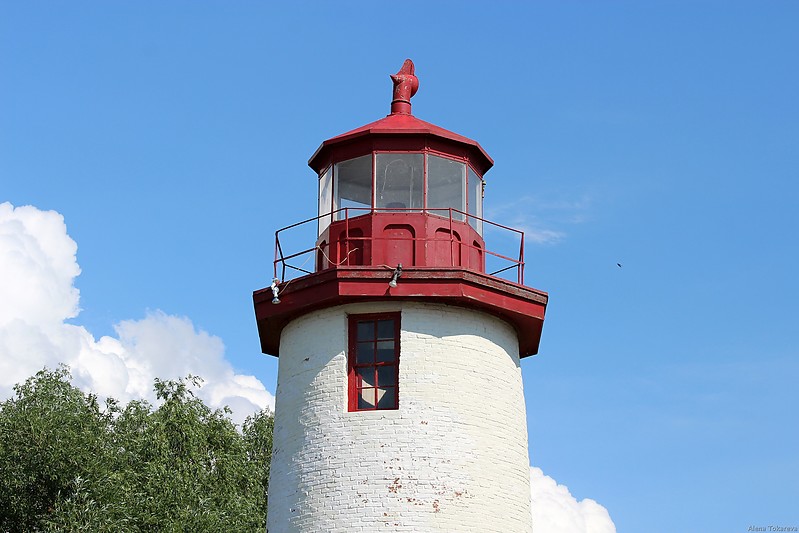 Lake St. Clair / Thames River Range Rear lighthouse - lantern
Author of the photo: [url=http://www.flickr.com/photos/21953562@N07/]C. Hanchey[/url]
Keywords: Canada;Lake Saint Clair;Ontario;Lantern