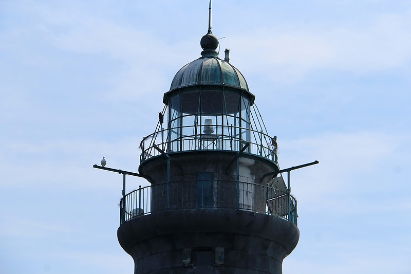 Massachusetts /  Minot's Ledge lighthouse - lantern
Author of the photo: [url=http://www.flickr.com/photos/21953562@N07/]C. Hanchey[/url]
Keywords: Massachusetts;United States;Boston;Atlantic ocean;Lantern