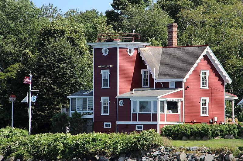 Rhode island / Conanicut Island lighthouse
Author of the photo: [url=http://www.flickr.com/photos/21953562@N07/]C. Hanchey[/url]
Keywords: Rhode Island;United States;Atlantic ocean