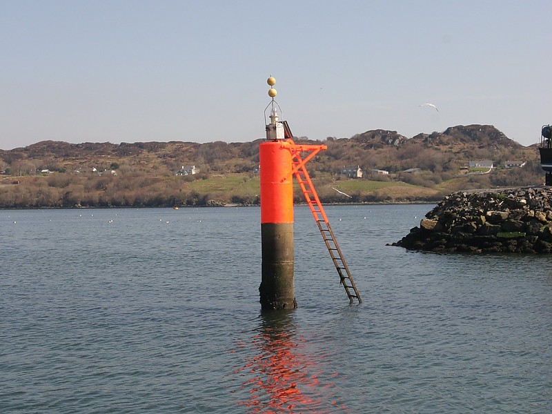 Killybegs / Black Rock Beacon light
Keywords: Killybegs;Ireland;Donegal Bay;Offshore