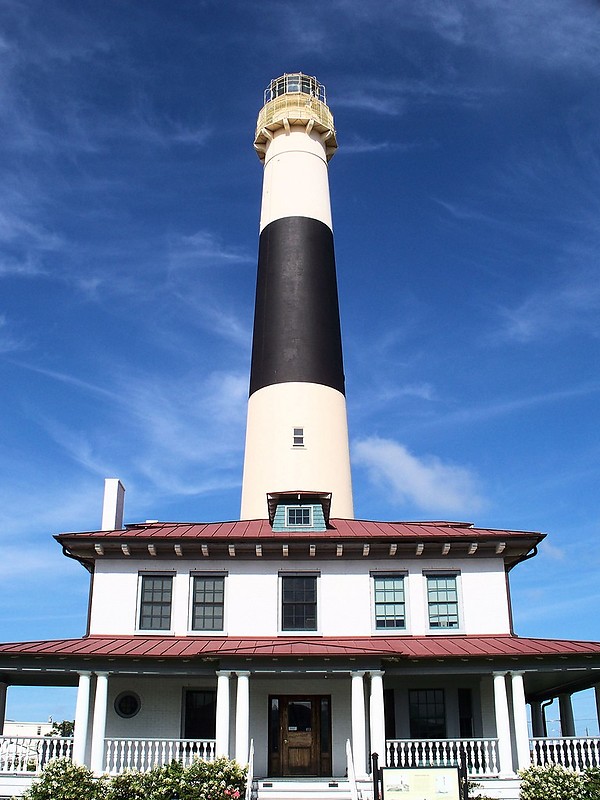 New Jersey / Absecon lighthouse
Author of the photo: [url=http://www.flickr.com/photos/27055774@N08/]Katie Metz de Martínez[/url]
Keywords: New Jersey;Atlantic city;Atlantic ocean