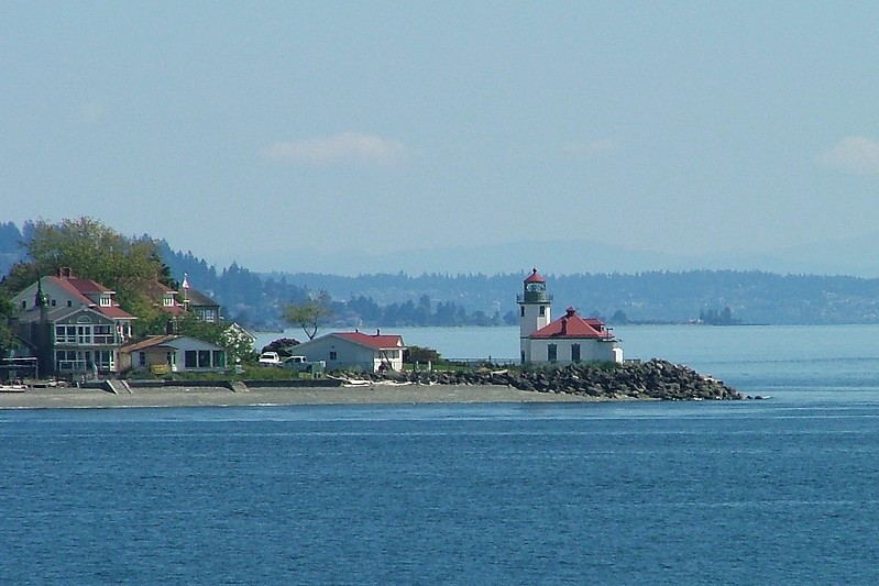 Washington / Puget sound / Seattle / Alki Point lighthouse
Author of the photo: [url=https://www.flickr.com/photos/larrymyhre/]Larry Myhre[/url]
Keywords: Washington;United States;Seattle;Puget Sound