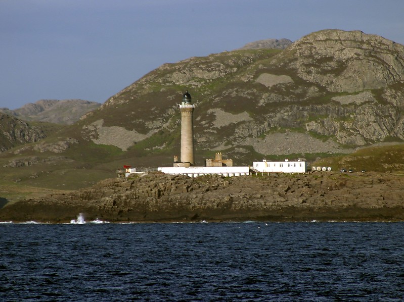 Ardnamurchan lighthouse
'Photo source:[url=http://lighthousesrus.org/index.htm]www.lighthousesRus.org[/url]
Keywords: Fort William;Ardnamurchan Ward;United Kingdom;Kilchoan;Scotland