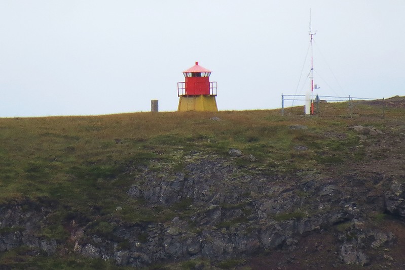 Arnarnes lighthouse
Author of the photo: [url=https://www.flickr.com/photos/larrymyhre/]Larry Myhre[/url]
Keywords: Isafjord;Iceland