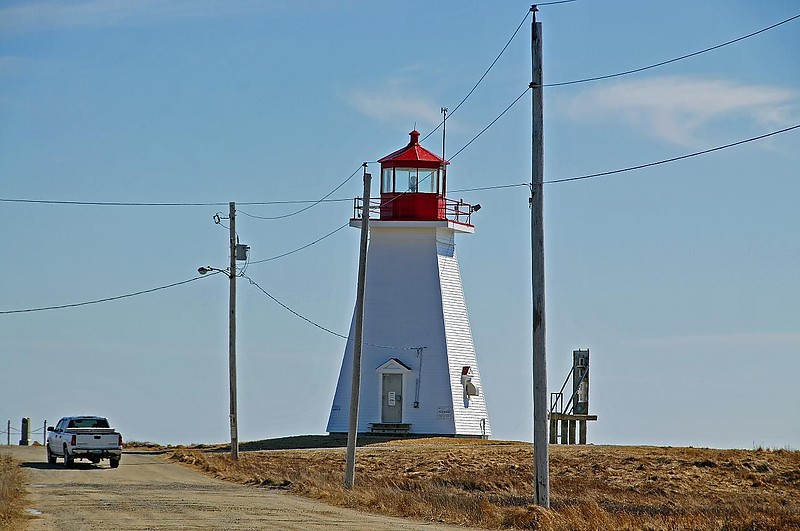 Nova Scotia / Baccaro Point lighthouse
Author of the photo: [url=https://www.flickr.com/photos/archer10/]Dennis Jarvis[/url]
Keywords: Nova Scotia;Canada;Atlantic ocean