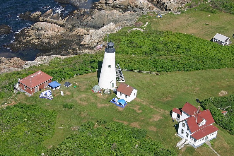 Massachusetts / Baker's Island lighthouse - aerial view
Author of the photo: [url=https://jeremydentremont.smugmug.com/]nelights[/url]

Keywords: Massachusetts;Salem;United States;Atlantic ocean;Aerial