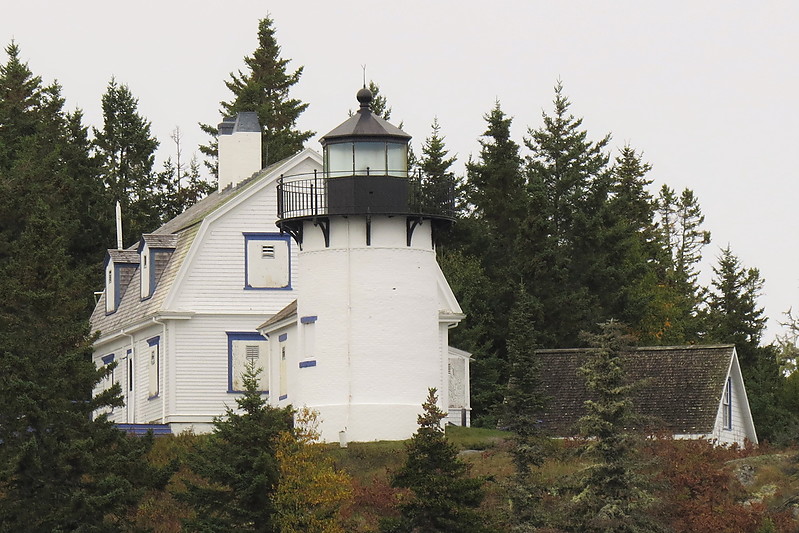 Maine /  Bear Island lighthouse
Author of the photo: [url=https://www.flickr.com/photos/larrymyhre/]Larry Myhre[/url]
Keywords: Maine;Atlantic ocean;United States