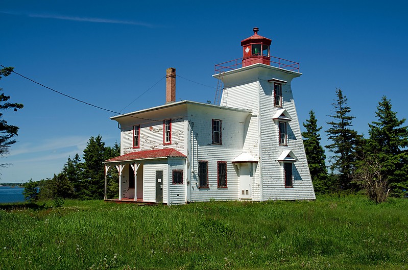 Prince Edward Island / Blockhouse Point Lighthouse
Author of the photo: [url=https://www.flickr.com/photos/8752845@N04/]Mark[/url]
Keywords: Prince Edward Island;Canada;Northumberland Strait