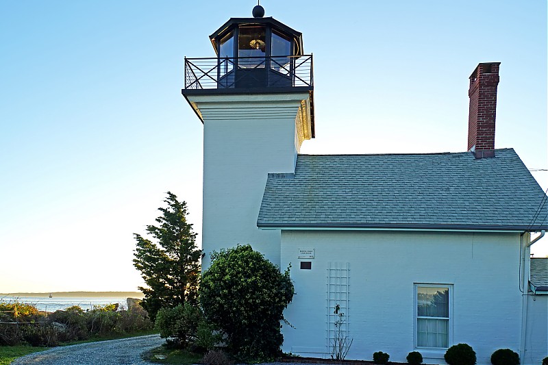 Rhode island / Bristol Ferry lighthouse
Author of the photo: [url=https://www.flickr.com/photos/archer10/]Dennis Jarvis[/url]
Keywords: United States;Rhode island;Atlantic ocean