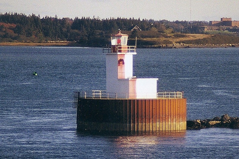 Nova Scotia /  Bunker Island lighthouse
Keywords: Nova Scotia;Canada;Atlantic ocean;Yarmouth
