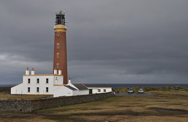 Outer Hebrides / Isle of Lewis / Butt of Lewis Lighthouse
Author of the photo: [url=https://www.flickr.com/photos/48489192@N06/]Marie-Laure Even[/url]

Keywords: Hebrides;Scotland;United Kingdom;Lewis;Atlantic ocean