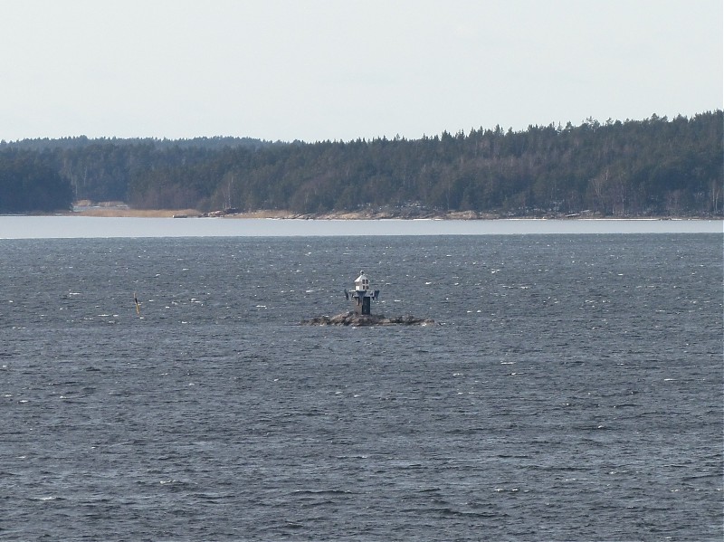 Saaristomeri (Archipelago Sea) /	 Kaitkivi lighthouse
Keywords: Saaristomeri;Finland;Baltic sea;Offshore