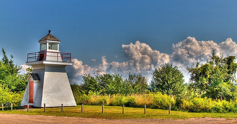Nova Scotia / Canning / Borden Wharf Lighthouse
Author of the photo: [url=https://www.flickr.com/photos/jcrowe/sets/72157625040105310]Jordan Crowe[/url], (Creative Commons photo)
Keywords: Minas Basin;Canada;Nova Scotia
