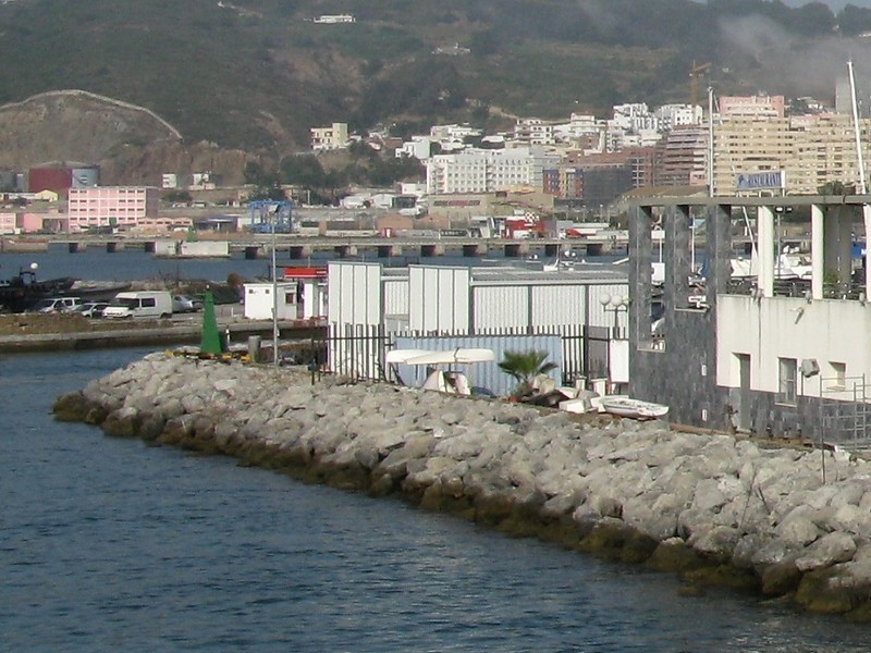 Ceuta / Marina Breakwater Knee light
Keywords: Ceuta;Spain;Strait of Gibraltar